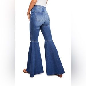 Free People | We The Free | Flare Jeans | 25